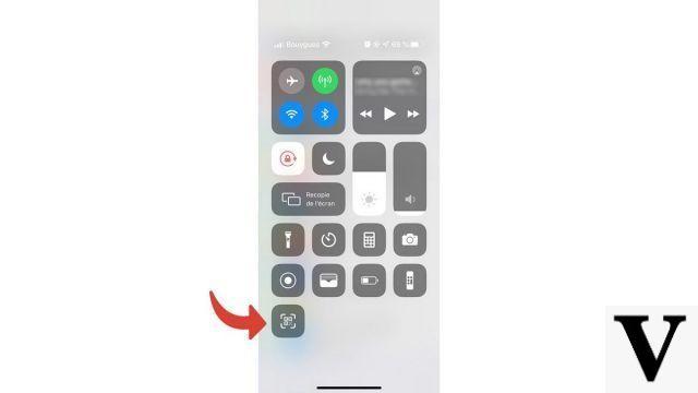 How to scan a QR Code with on iPhone?