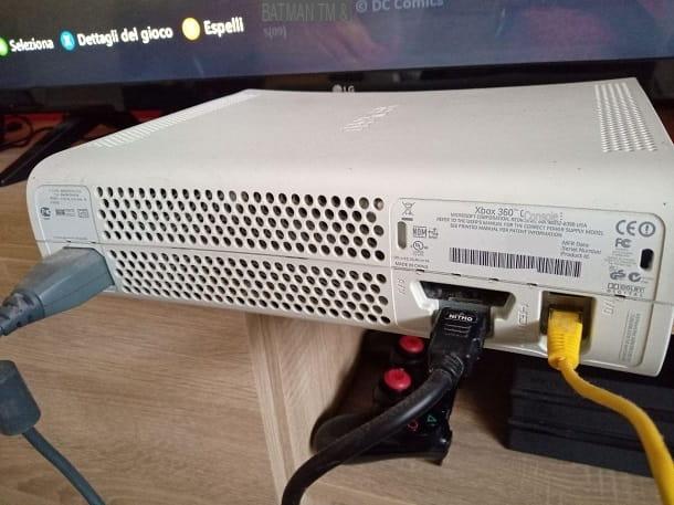 How to connect Xbox 360 to TV