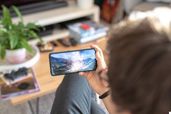 Crítica Oppo Reno 2: versatilidade, ilustrada por Oppo