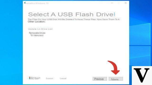 How to install Windows 10 from a USB key?