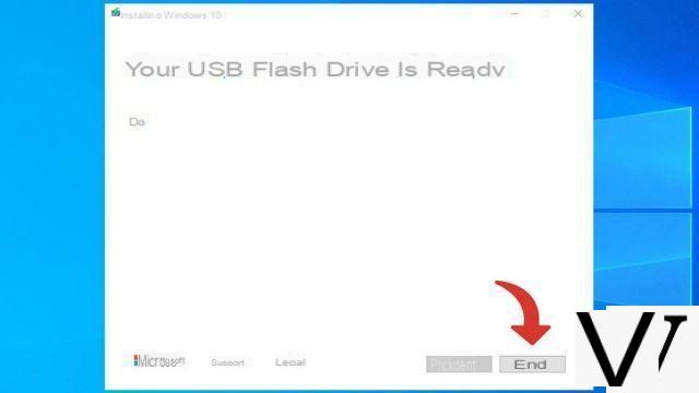 How to install Windows 10 from a USB key?