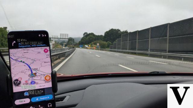 Coyote vs Waze: comparamos os aplicativos de assistência ao dirigir, o prêmio em declínio?