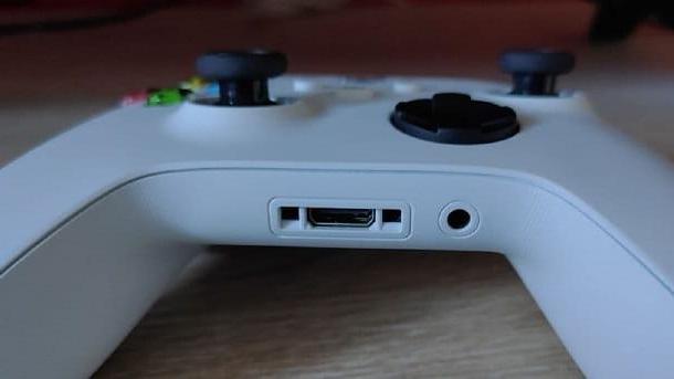 Comment connecter des écouteurs normaux à la Xbox