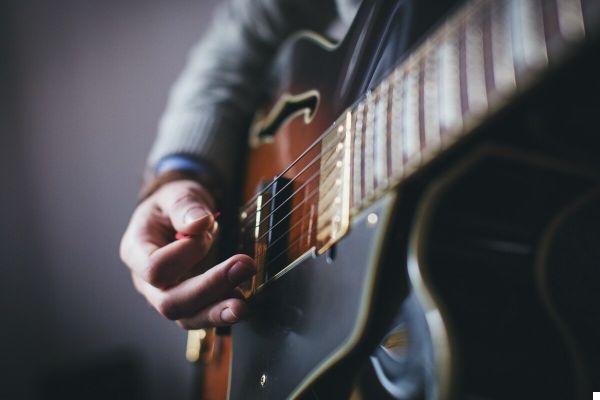 Las mejores aplicaciones para aprender a tocar la guitarra