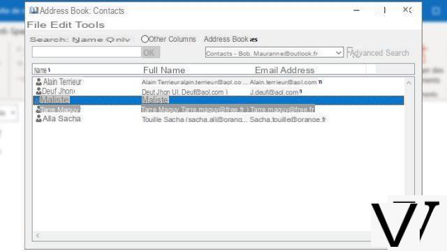 How to create a mailing list in Outlook?